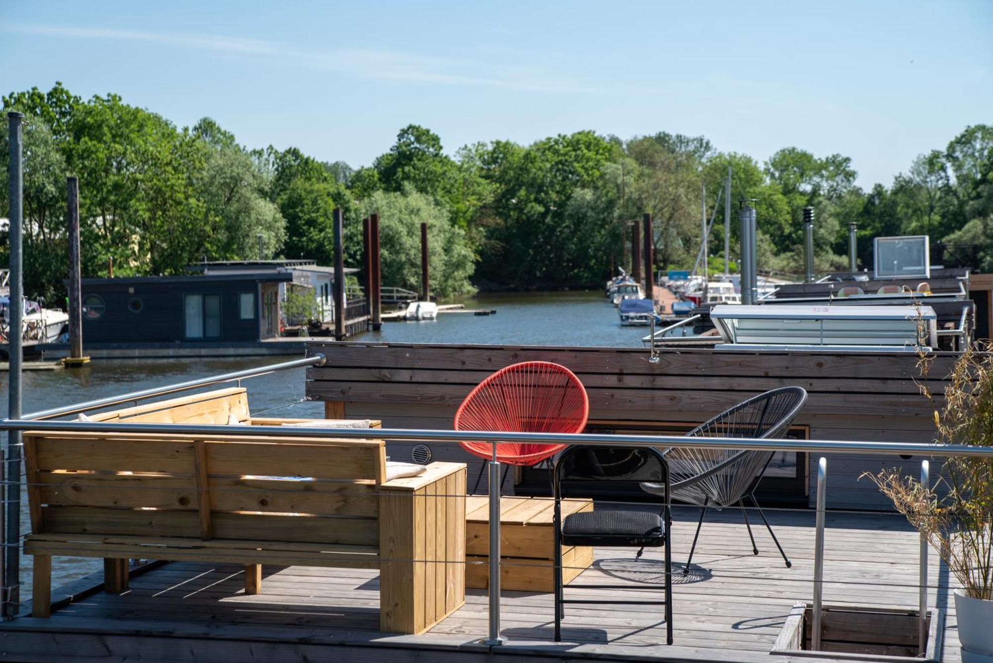 Hausboot Off Im Diamantgraben An Der Elbe Hotel Hamburg Luaran gambar