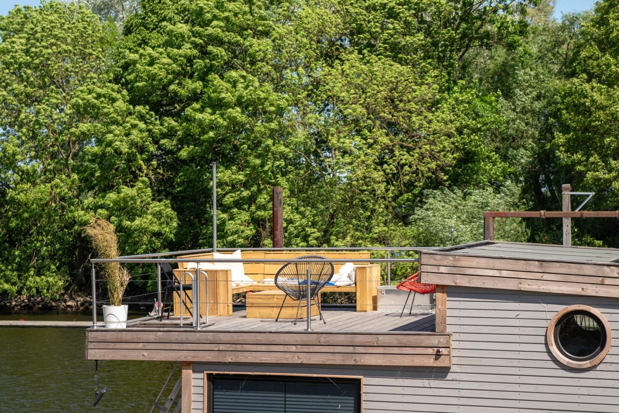 Hausboot Off Im Diamantgraben An Der Elbe Hotel Hamburg Luaran gambar